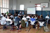 Funkkontakt mit Neumayer-Station III in der Antarktis Funkkontakt mit Neumayer-Station III in der Antarktis…