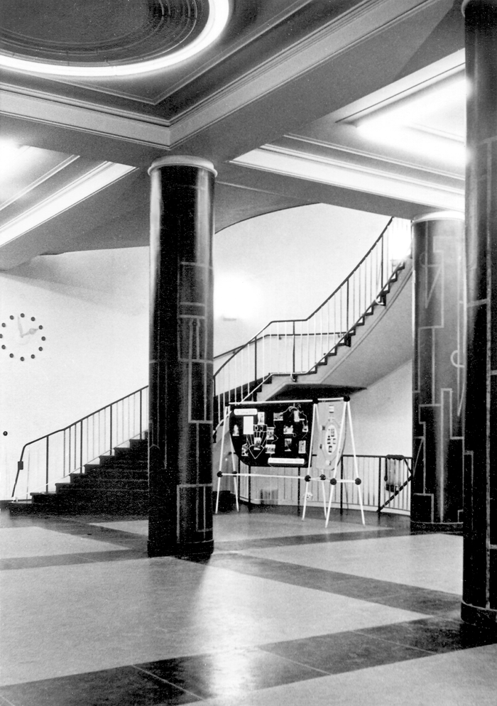 Vorgeschichte BSZET - 1959 Eingangshalle Vorgeschichte BSZET - 1959 Eingangshalle